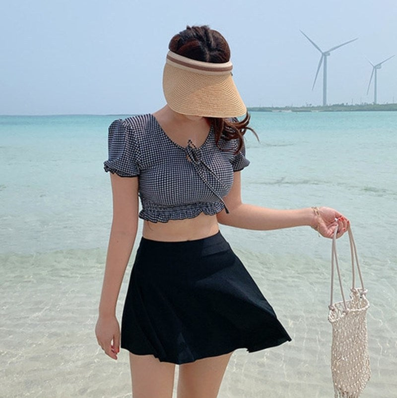 Damen Cropped Oberteil mit Rüschensaum und charmantem Karomuster EB