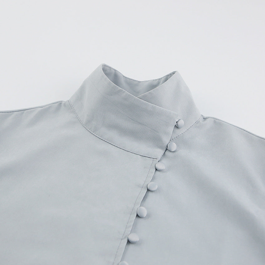 EB | Viktorianisch Inspirierte Bluse mit Hohem Kragen