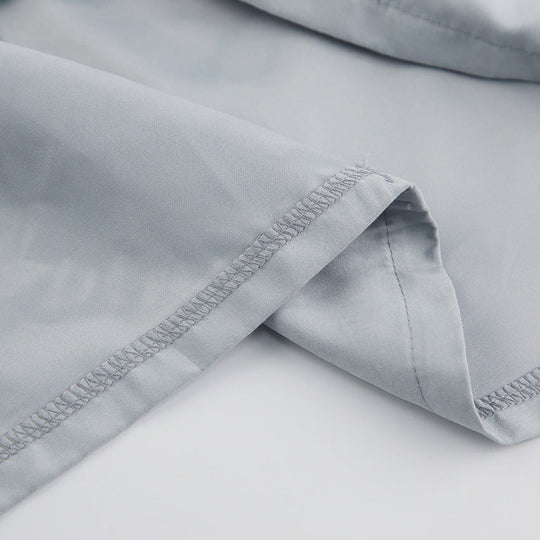 EB | Viktorianisch Inspirierte Bluse mit Hohem Kragen