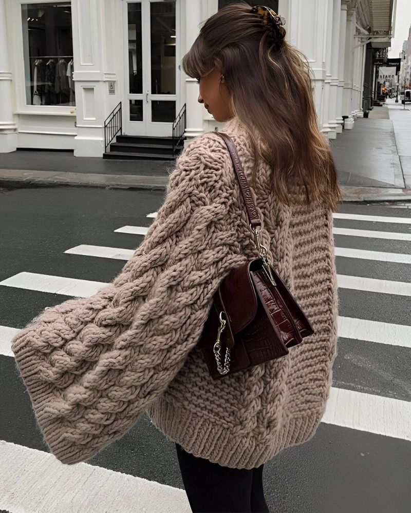 EB | Gestrickter Übergrösse-Pullover