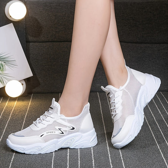 Aero Dynamic Sneaker Clara EB