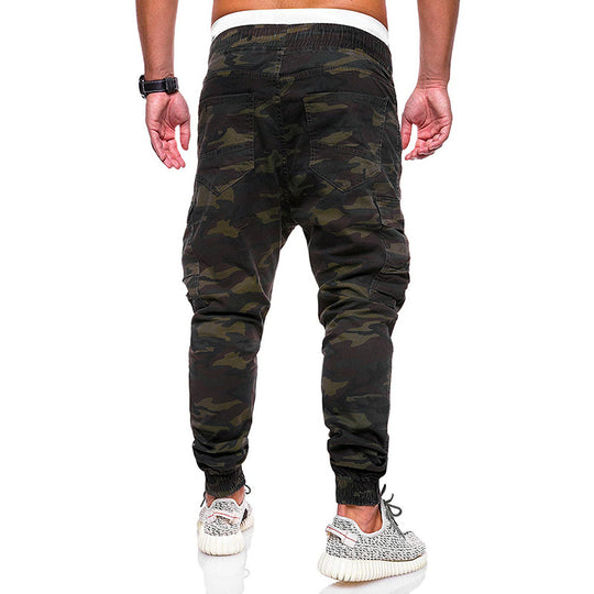 Herren nan taillierte Cargo-Joggerhose mit elastischem Komfortbund, seitlichen Klappentaschen und schmal zulaufenden Bündchen EB