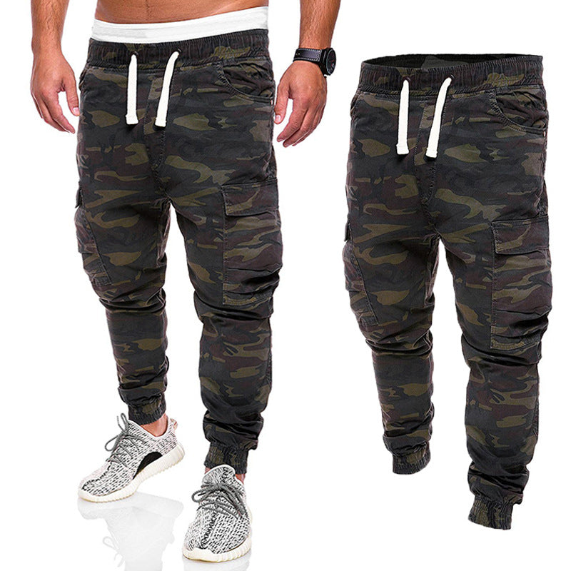 Herren nan taillierte Cargo-Joggerhose mit elastischem Komfortbund, seitlichen Klappentaschen und schmal zulaufenden Bündchen EB