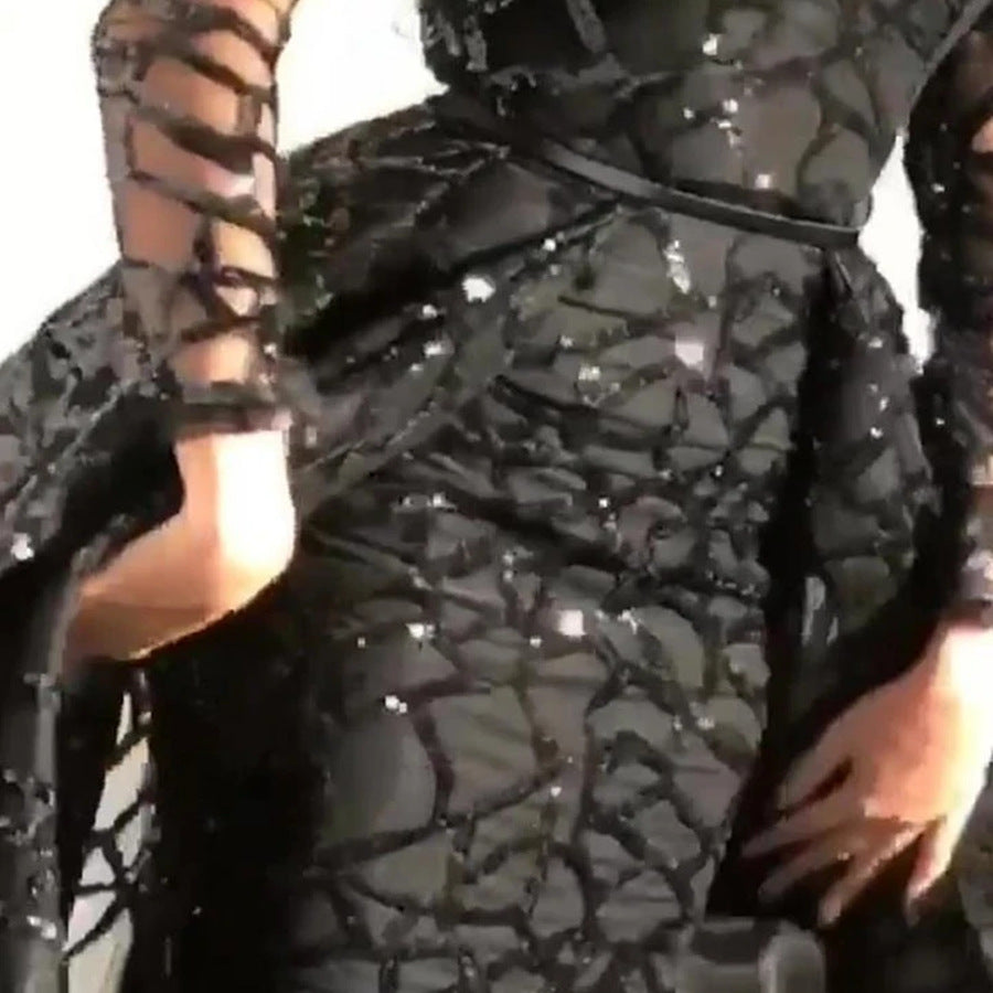 Damen Elegantes Abendkleid mit transparenten Ärmeln und glitzerndem Oberteil EB