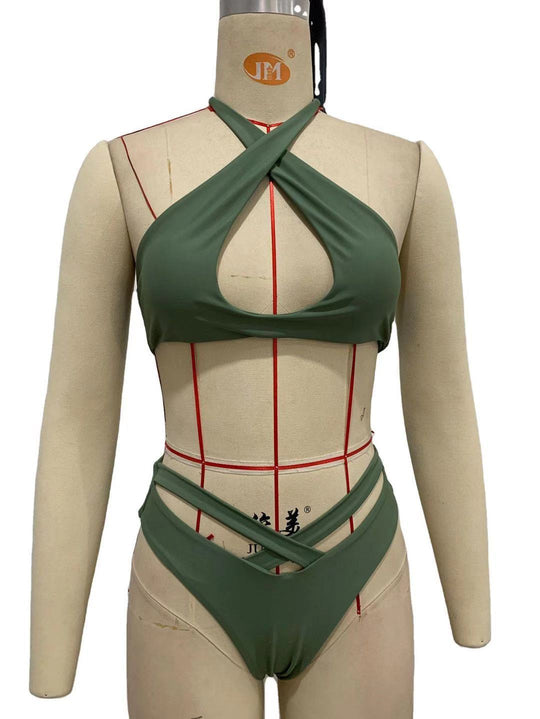 Damen Triangel-Bikini mit modischem Schnitt und raffinierter Zierschnürung EB