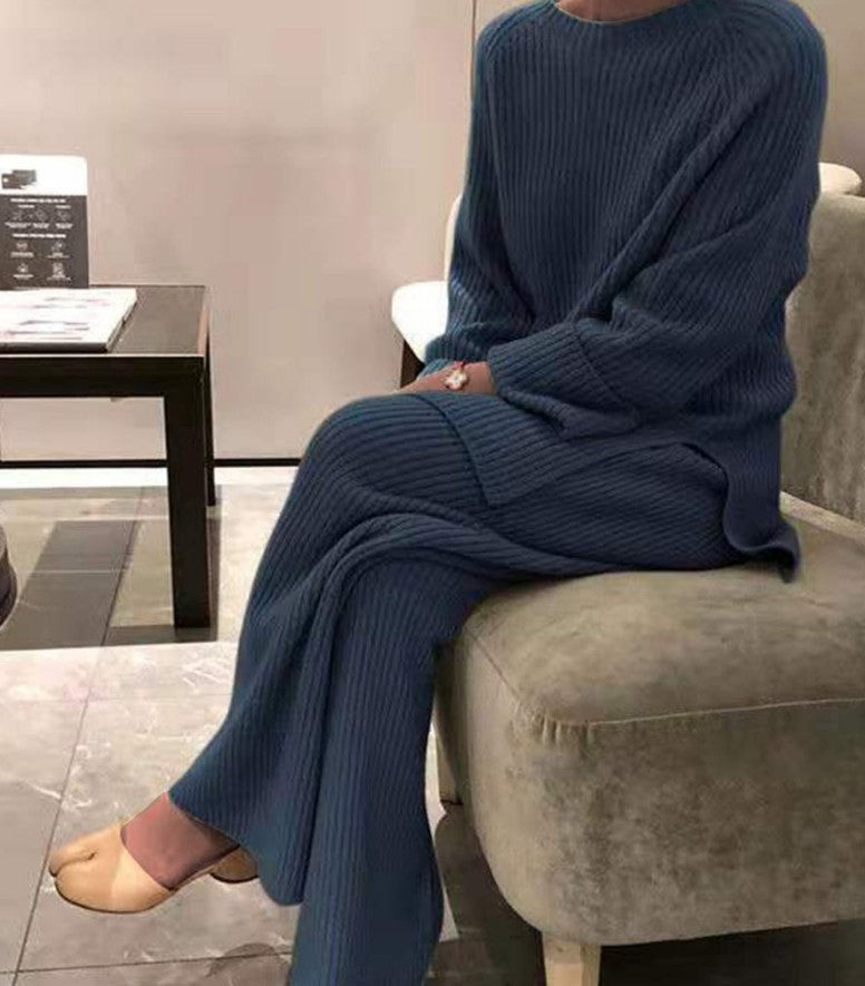 Damen gemütlicher Strickanzug im modernen Rippdesign EB