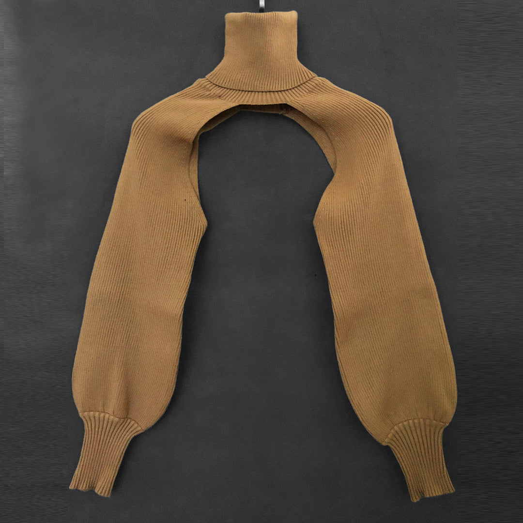 Damen Strickoberteil mit innovativem Schnitt und hohem Kragen EB