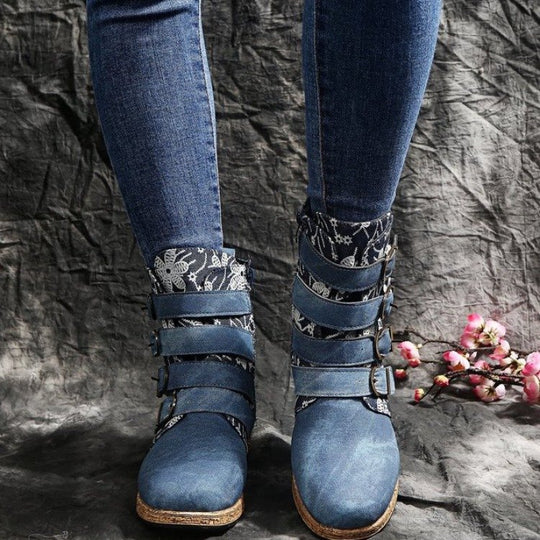 Damen nan verspielte knöchelhohe Stiefelette mit floraler Prägung, vier verstellbaren Zierriemen und Korkoptik-Sohle EB