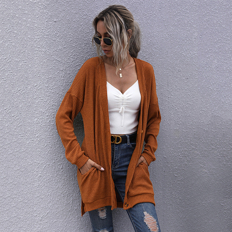 Damen Strickjacke mit geripptem Design und praktischen Taschen EB