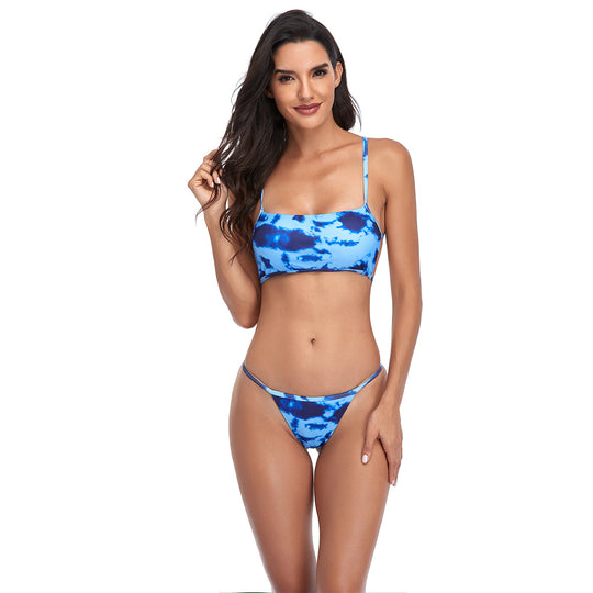 Damen Bikini-Set mit trendigem Cropped-Oberteil und minimalistischem Slip EB