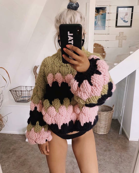 Damen Grobstrickpullover mit modischem Wellenmuster und voluminösen Ärmeln EB