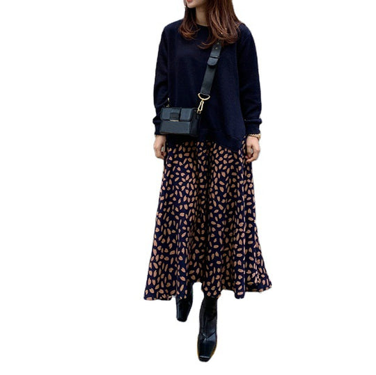Damen nan lässiges Lagenkleid mit Sweatshirtoberteil und bedrucktem Midirock EB
