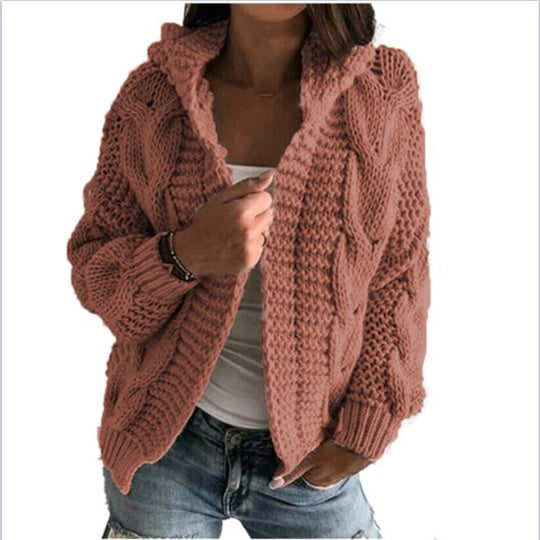 Damen Strickjacke mit Kapuze und trendigem Zopfmuster EB