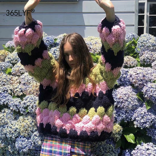Damen Grobstrickpullover mit modischem Wellenmuster und voluminösen Ärmeln EB