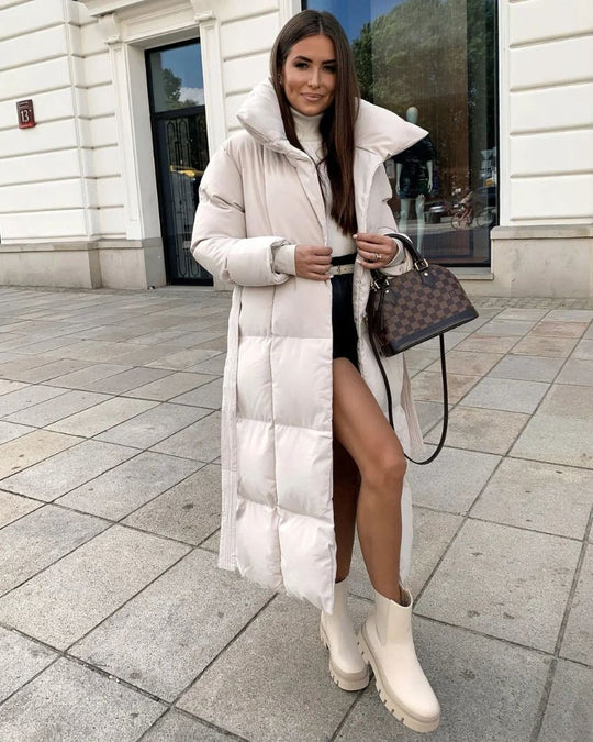 EB | Lange Pufferjacke mit Gürtel