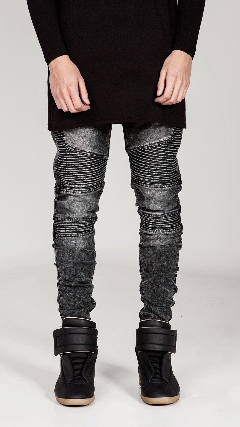 Herren Skinny Jeans mit strukturiertem Design und modischen Akzenten EB