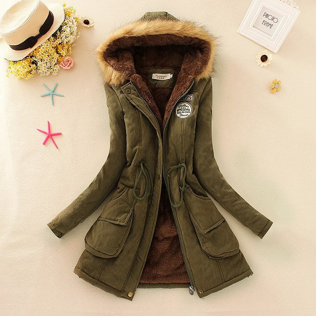 Damen Winterparka mit kuscheligem Teddyfutter, tailliertem Kordelzug und abnehmbarer Kapuze EB