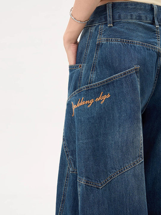 EB | Blaue Boyfriend Jeans Mit Großen Taschen Und Weitem Krummschnitt