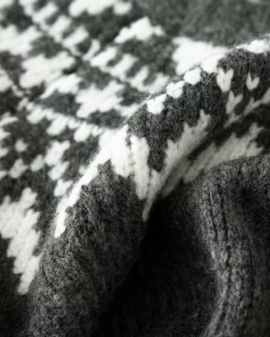 EB | Indie Folk Pullover