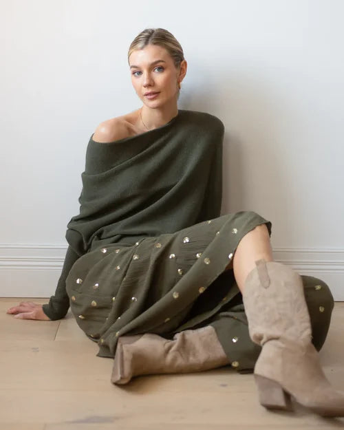 EB | Asymmetrisch drapierter Pullover