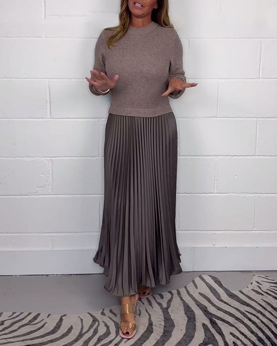 EB | Lässiges Kontrastfarbenes Kleid mit Patchwork und Plissee
