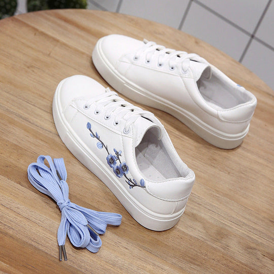 Casual Chic | Niedrige Damensneaker EB