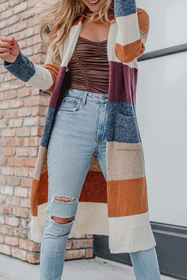 EB | Gestrickte Strickjacke mit offener Vorderseite und Farbblock