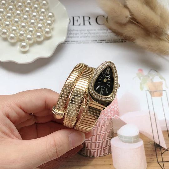 EB | Luxuriöse Goldene Wickelarmbanduhr