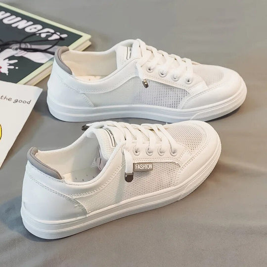 Weiße DamenSneaker mit Mesh-Obermaterial – Elena EB