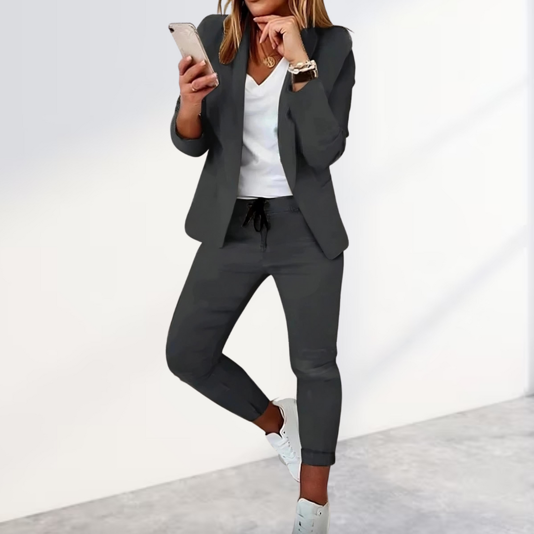 EB | Stylisches Blazer & Hosen-Set