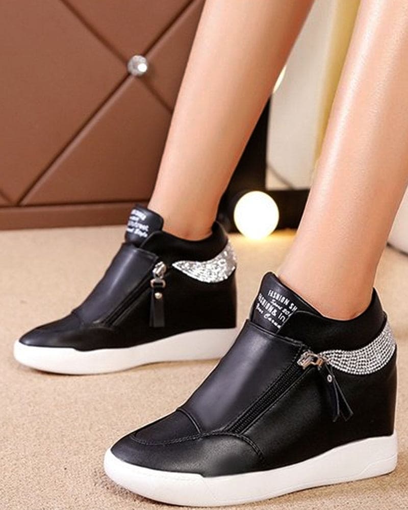 EB | Sportschuhe mit Keilabsatz
