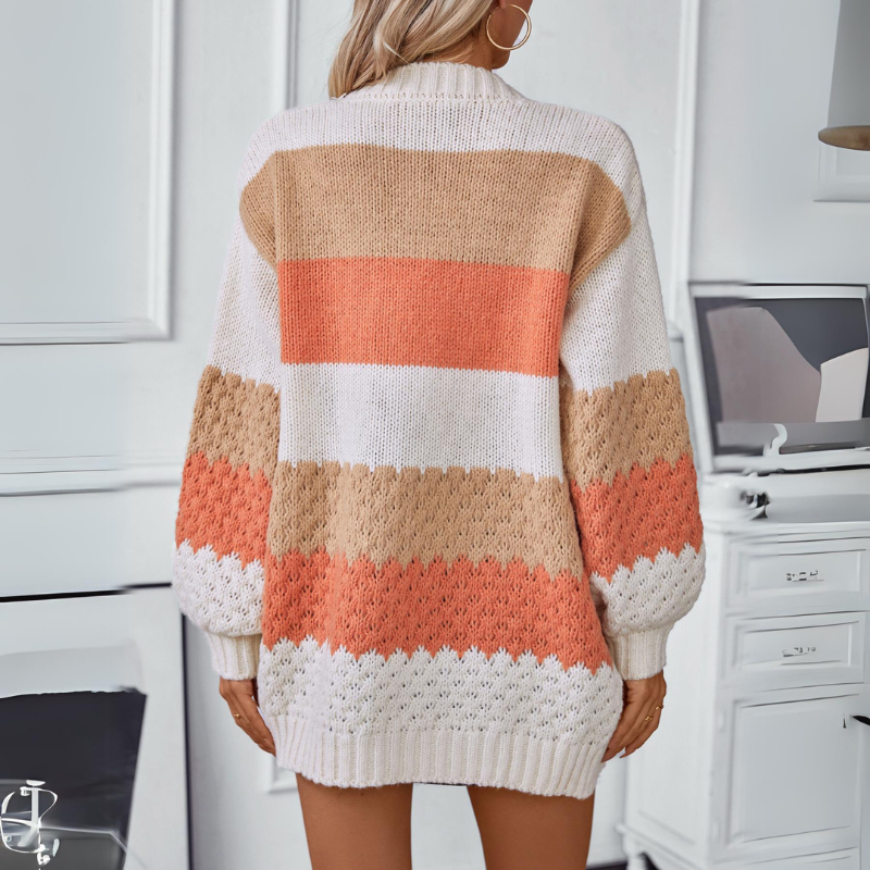 EB | Strickjacke mit Klassischem Schnitt