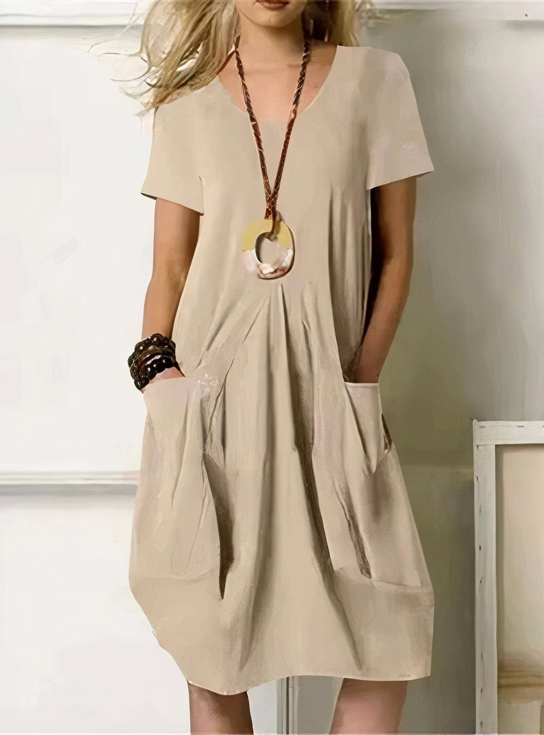 EB | Bauchbedeckendes Midi-Kleid mit Taschen