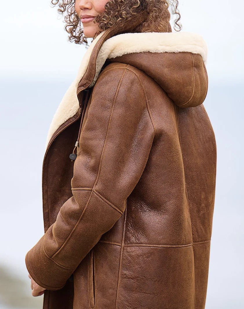 EBMode | Stylische Und Dicke Kapuzenjacke