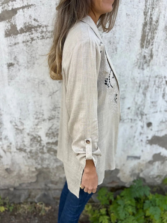 EB | Blazer mit Stickerei und Ausschnitten Klassischer Schnitt Raffiniert und Einzigartig