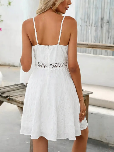 EB | Elegantes Kleid Ohne Ärmel mit Spitze, Eng Anliegender Schnitt, A-Linie und Atmungsaktivität für Strand und Fest.