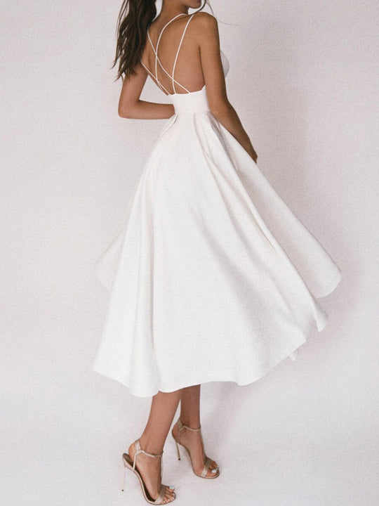 EB | Grace Das Elegante Trägerkleid mit V-Ausschnitt