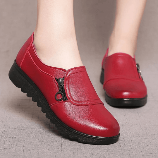 Moderner, bequemer Loafer mit Keilabsatz aus veganem Leder EB
