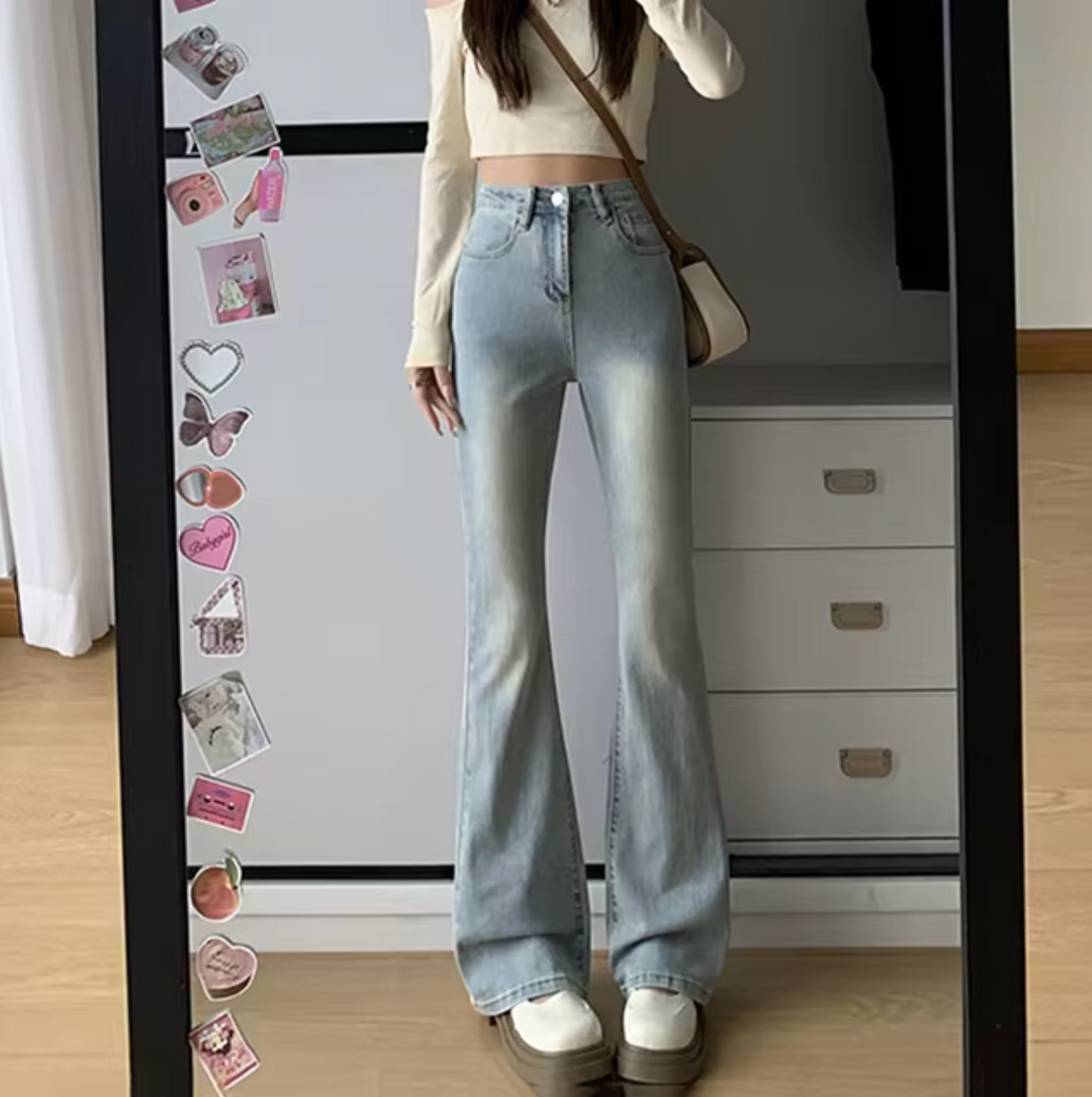 EB | Schicke High-Waist-Schlagjeans für Damen
