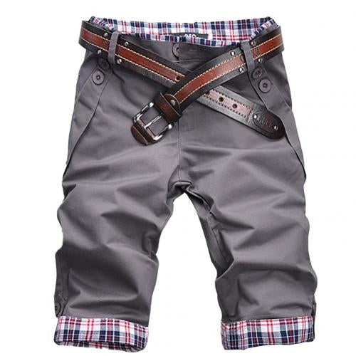 EB – Hochwertige Shorts mit Gürtel und Karomuster