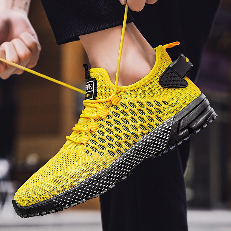 Atmungsaktive Turnschuhe aus Mesh EB