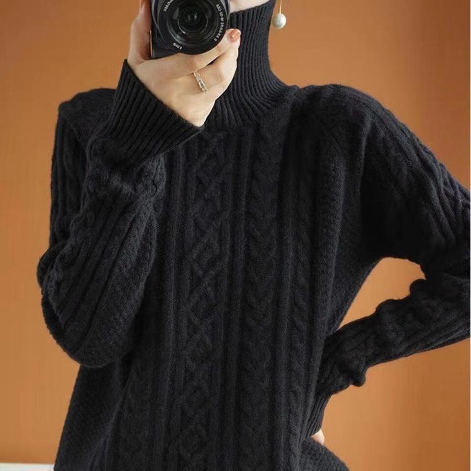 EB | Gestrickter Rollkragenpullover