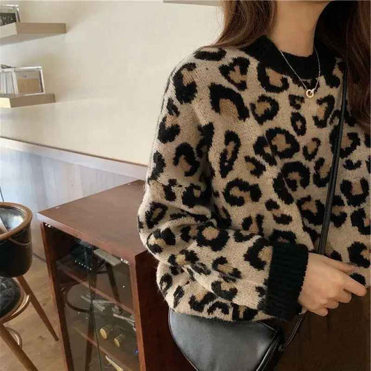 EB | Stylischer Pullover mit Leopardenmuster