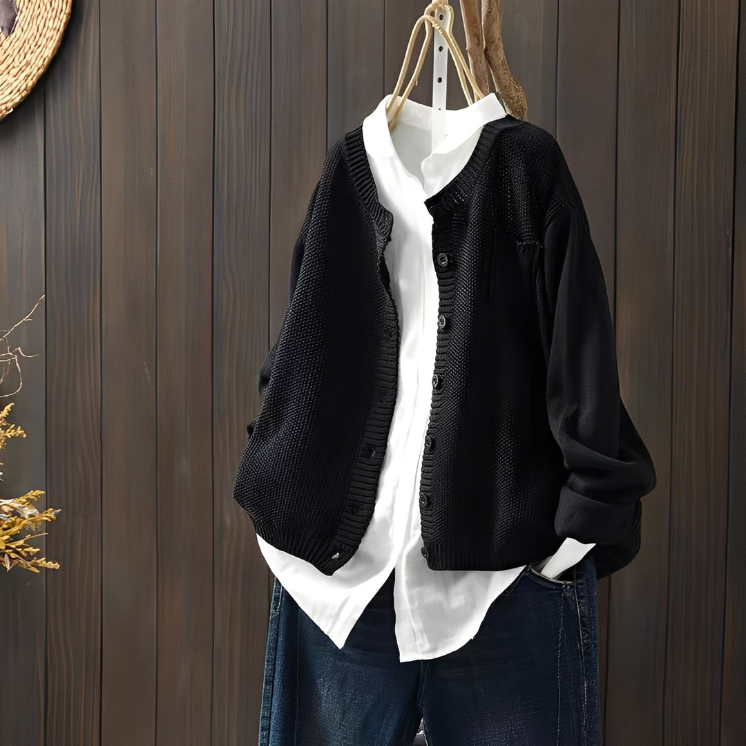 EB | Klassische, locker sitzende Strickjacke für Frauen