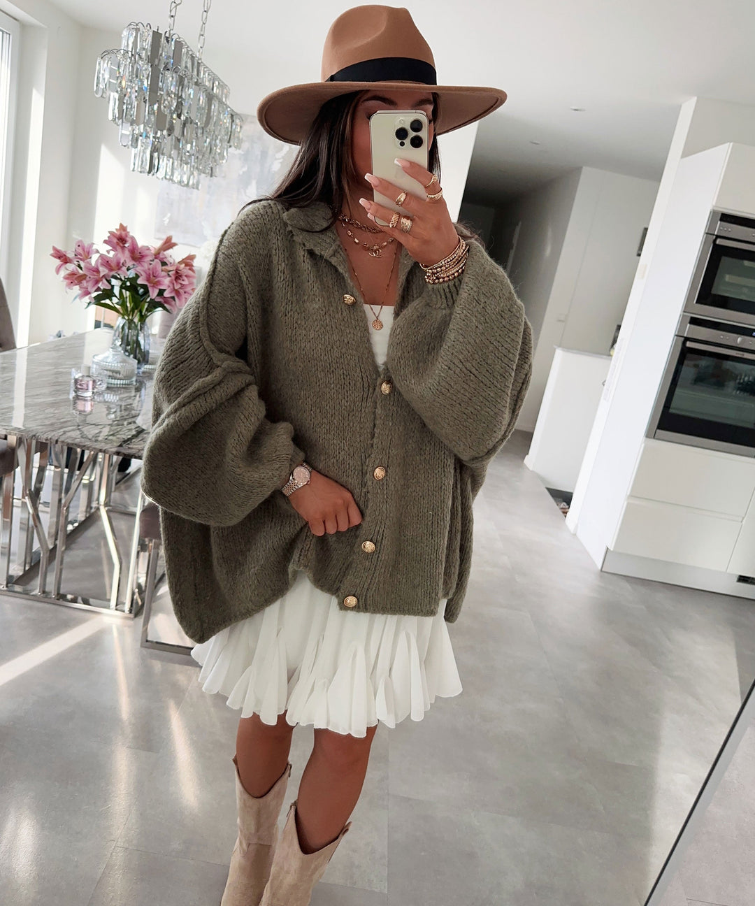 EB | Gemütlicher, Übergrößen-Cardigan In Weichem Khaki
