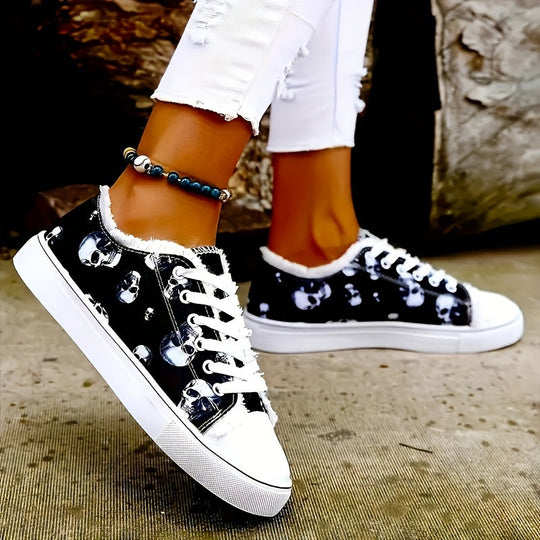 Turnschuhe Mit Totenkopfdruck Luna EB