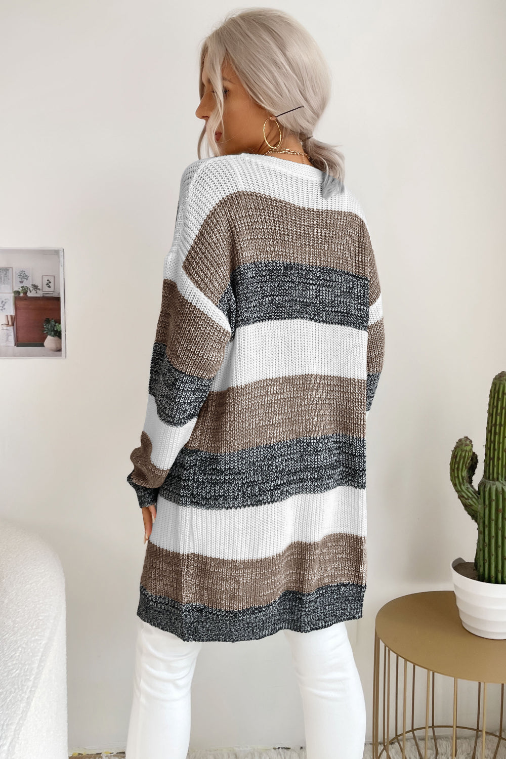 EB | Einfache und Stilvolle Strickjacke