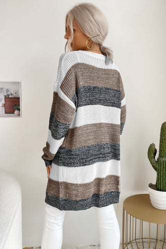 EB | Einfache und Stilvolle Strickjacke