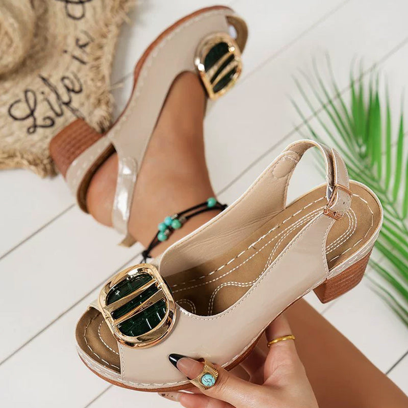 Sandalen mit klobigem Absatz und Schnalle EB EB