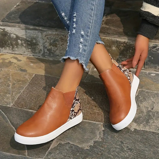 EB | Damenstiefel mit Schlangenlederdesign